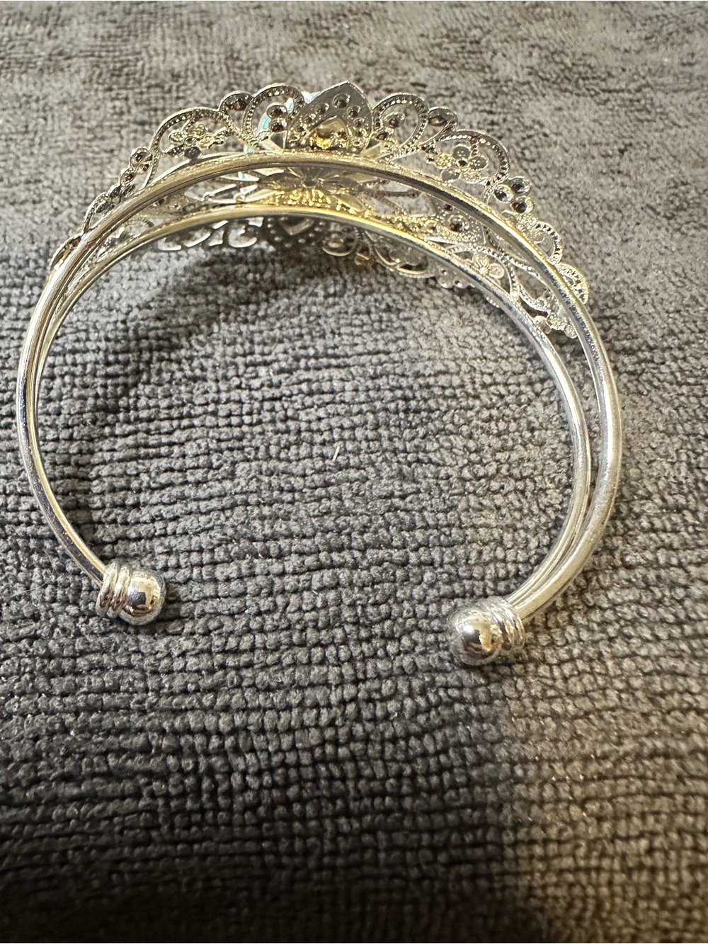 cameo Silver Filigree Bracelet with Turquoise and White Cameo - Picture 2 of 2